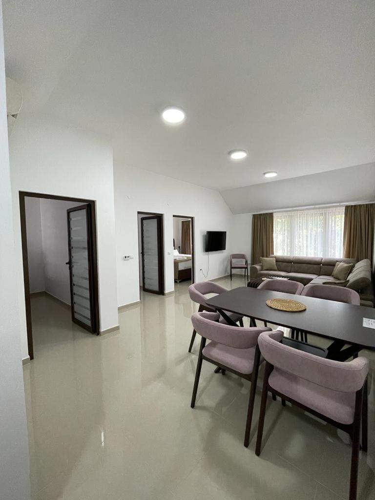 Morpheus Apartmani Sremska Mitrovica Exteriér fotografie