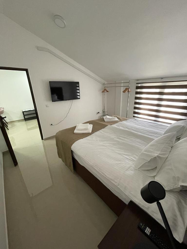 Morpheus Apartmani Sremska Mitrovica Exteriér fotografie